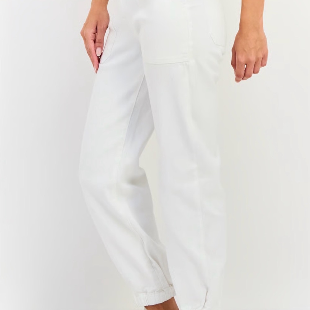 Aqua White Joggers